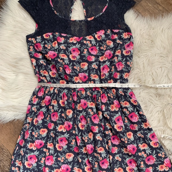 AEO Floral Print Dress - Picture 5 of 8